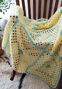 Handmade Crochet Blanket핸드메이드 옐로우 블랭킷