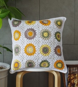 handmade Crochet Cushion핸드메이드 크로쉐 쿠션from England